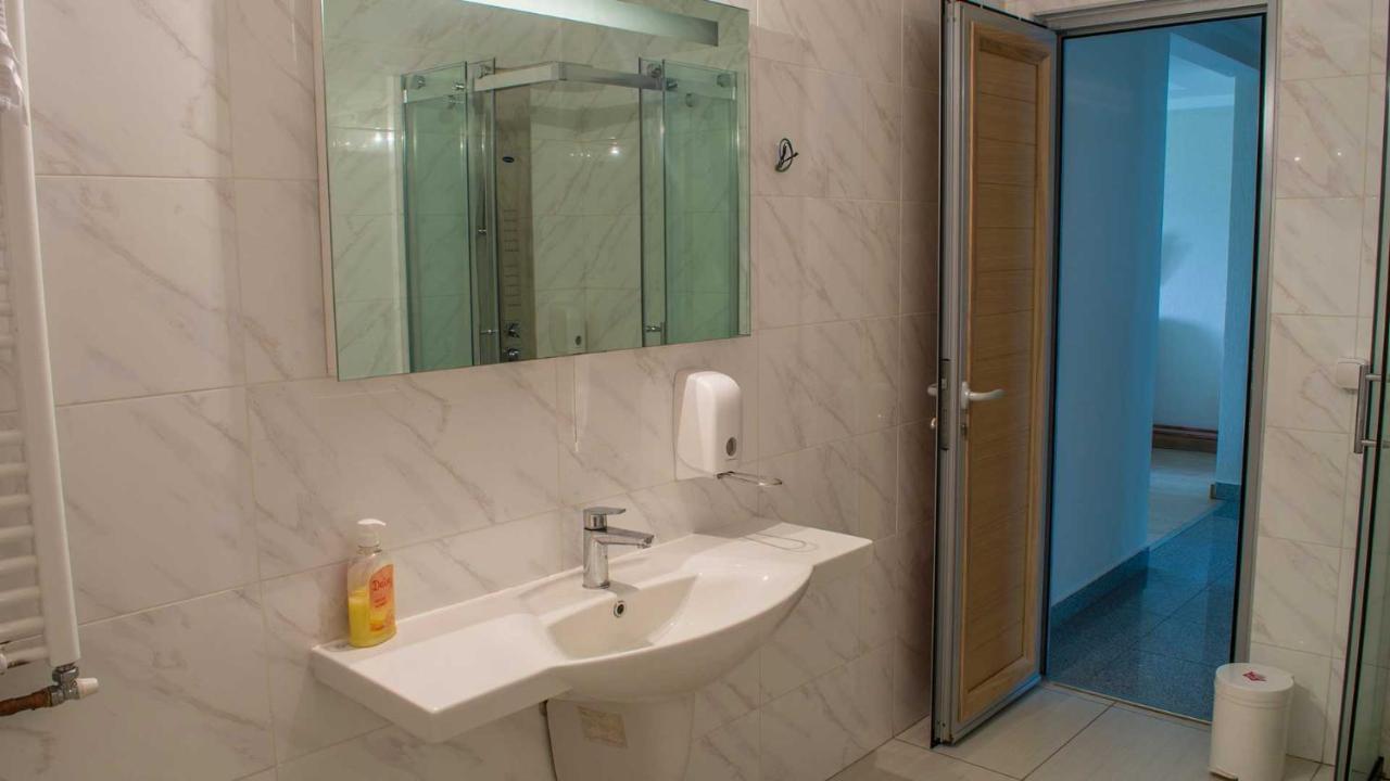 Motel Predejane Dış mekan fotoğraf
